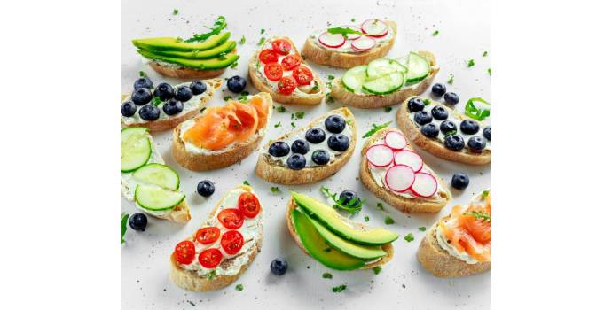 Letní rychlovky s medem: snacky, chlebíčky i tapas